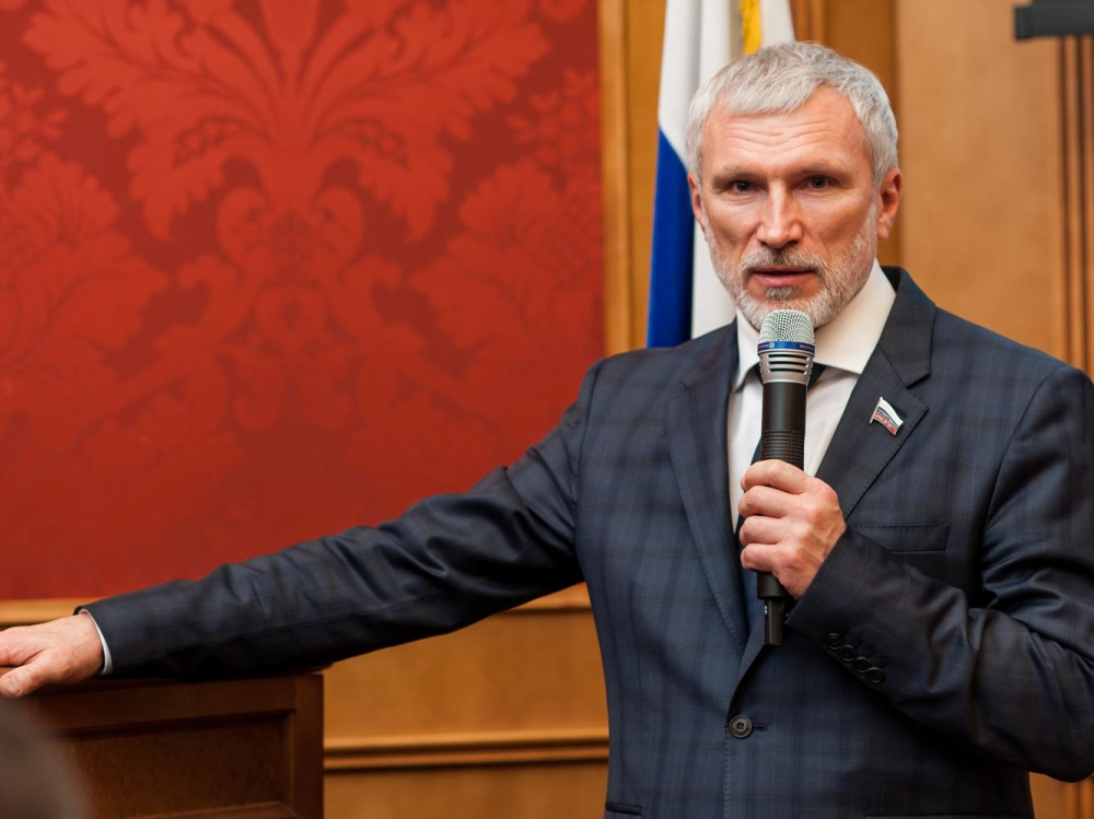 «Чиновники больше имитируют решение проблем, чем реально их решают», – депутат Госдумы из Воронежа раскритиковал бюджеты ПФР и ОМС «Чиновники больше имитируют решение проблем, чем реально их решают», – депутат Госдумы из Воронежа раскритиковал бюджеты ПФР и ОМС