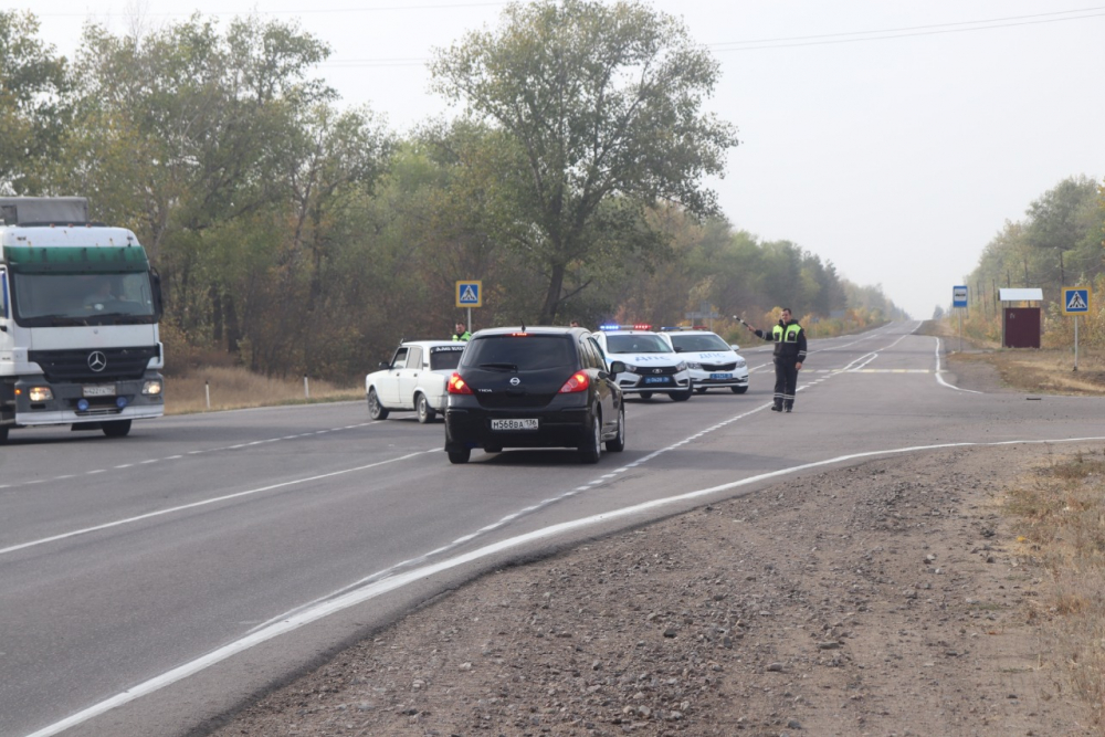 Из-за новых пожаров перекрывают дороги в Воронежской области Из-за новых пожаров перекрывают дороги в Воронежской области