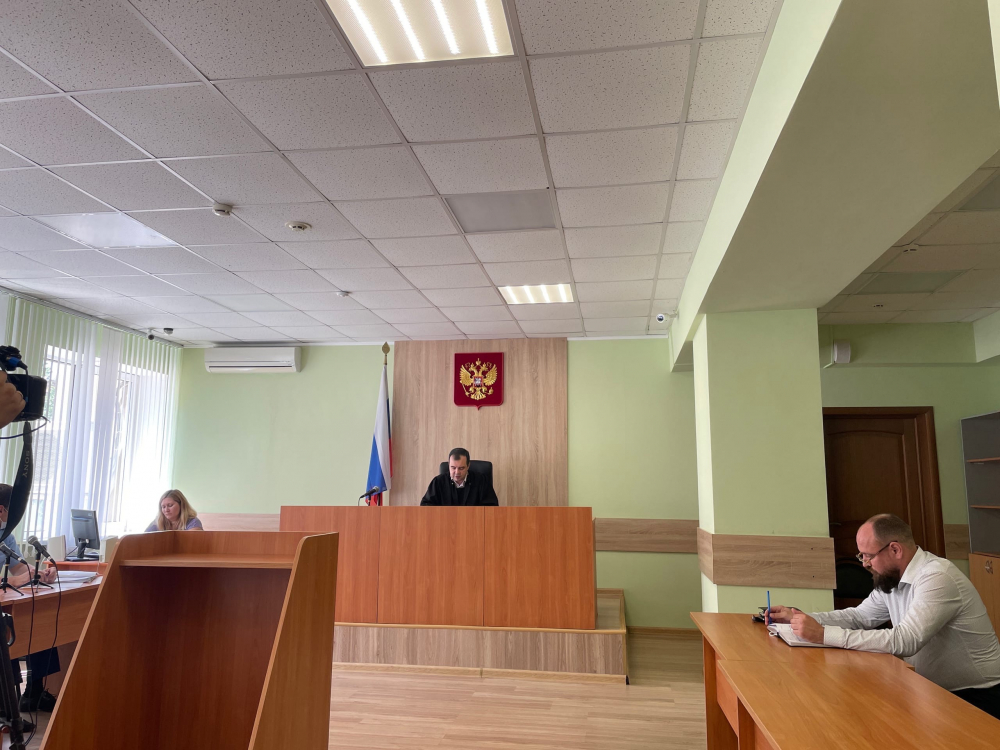 Обвиняемый в убийстве учительницы пропустил заседание суда в Воронеже Обвиняемый в убийстве учительницы пропустил заседание суда в Воронеже