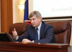 Александр Гусев назначил сопровождать ликвидацию «МИВЦ» директоров, аффилированных с «ЕПСС» Александр Гусев назначил сопровождать ликвидацию «МИВЦ» директоров, аффилированных с «ЕПСС»