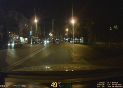 В Воронеже на Плехановской иномарка сбила 17-летнюю девушку В Воронеже на Плехановской иномарка сбила 17-летнюю девушку