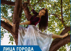 Воронежская балерина: "Мужчин привлекает во мне умение садиться на шпагат" Воронежская балерина: "Мужчин привлекает во мне умение садиться на шпагат"