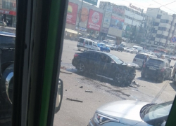 Крупное ДТП спровоцировало огромную пробку в центре Воронежа Крупное ДТП спровоцировало огромную пробку в центре Воронежа