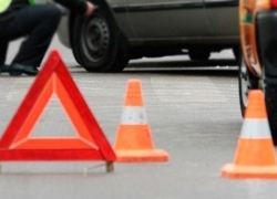 В Воронеже на Заставе столкнулись иномарки: пострадали двое В Воронеже на Заставе столкнулись иномарки: пострадали двое