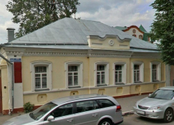 Воронежские писатели просят оставить им Дом литератора на Никитинской Воронежские писатели просят оставить им Дом литератора на Никитинской