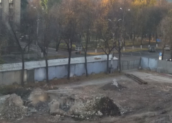 Воронежцы обвинили в отсутствии воды рабочих на бывшем доме «под тряпкой» Воронежцы обвинили в отсутствии воды рабочих на бывшем доме «под тряпкой»