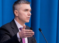Евгений Ревенко предложил признать СМИ пострадавшей от COVID-19 отраслью Евгений Ревенко предложил признать СМИ пострадавшей от COVID-19 отраслью