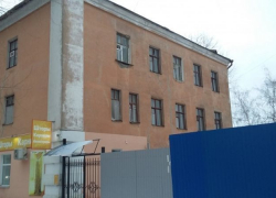 Аварийный дом в Воронеже может скоро обрушиться, убив завалами своих жителей Аварийный дом в Воронеже может скоро обрушиться, убив завалами своих жителей