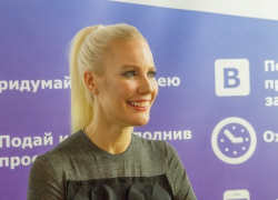 Лена Летучая в Воронеже: «В Салехарде меня хотели убить» Лена Летучая в Воронеже: «В Салехарде меня хотели убить»