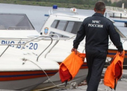 В Воронежской области из реки Мамоновка достали труп мужчины В Воронежской области из реки Мамоновка достали труп мужчины