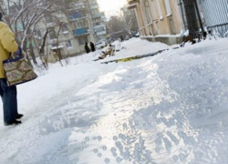 В Воронеже с начала зимы 552 человека упали на гололеде В Воронеже с начала зимы 552 человека упали на гололеде