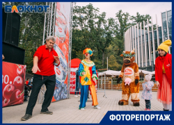 Громкие гуляния развернулись в Центральном парке на Дне города в Воронеже Громкие гуляния развернулись в Центральном парке на Дне города в Воронеже