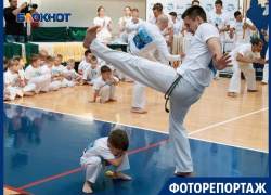 Силу и грацию Capoeira продемонстрировали спортсмены в Воронеже Силу и грацию Capoeira продемонстрировали спортсмены в Воронеже