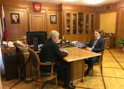 Гусев и Гордеев обсудили региональные проблемы вдалеке от Воронежа Гусев и Гордеев обсудили региональные проблемы вдалеке от Воронежа