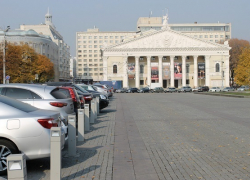 В Воронеже на площади Ленина ограничили парковку В Воронеже на площади Ленина ограничили парковку