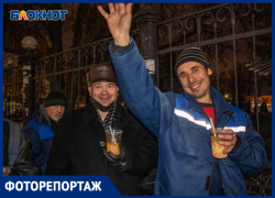 Горячий суп для холодной зимы: как нуждающихся кормят бесплатно у воронежского ж/д вокзала Горячий суп для холодной зимы: как нуждающихся кормят бесплатно у воронежского ж/д вокзала