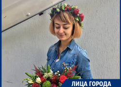 Сейчас мужчин принято удивлять, - создатель воронежского цветочного бара Елена Мухина Сейчас мужчин принято удивлять, - создатель воронежского цветочного бара Елена Мухина