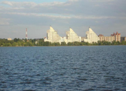 Жители Левого берега Воронежа должны нюхать зловония от очистных сооружений до 2018 года Жители Левого берега Воронежа должны нюхать зловония от очистных сооружений до 2018 года