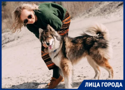 Фидель дома ведет себя, как кот, - хозяйка собаки-кенгуряки из Воронежа Фидель дома ведет себя, как кот, - хозяйка собаки-кенгуряки из Воронежа