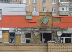 Выбило окно в здании напротив: что свидетели рассказывают о взрыве в воронежском ТЦ Выбило окно в здании напротив: что свидетели рассказывают о взрыве в воронежском ТЦ