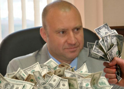 Самого бедного депутата заинтересовали деньги воронежских бизнесменов Самого бедного депутата заинтересовали деньги воронежских бизнесменов