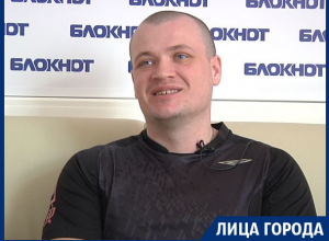 Перед тобой деревянная колода, в которой нужно разглядеть Мону Лизу, - резчик по дереву Александр Ивченко Перед тобой деревянная колода, в которой нужно разглядеть Мону Лизу, - резчик по дереву Александр Ивченко