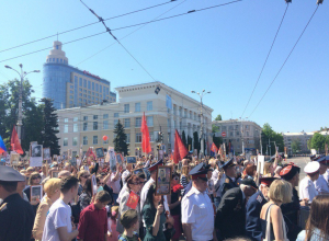 В акции «Бессмертный полк» в Воронеже примут участие 50 тысяч человек В акции «Бессмертный полк» в Воронеже примут участие 50 тысяч человек