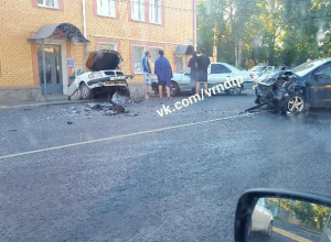 Три человека пострадали в массовом ночном ДТП в Воронеже Три человека пострадали в массовом ночном ДТП в Воронеже