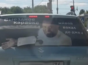 Михаил Шуфутинский рекламирует выездное караоке в Воронеже Михаил Шуфутинский рекламирует выездное караоке в Воронеже