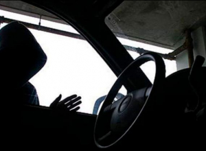 В Воронежской области парень угнал у друга автомобиль и попал на нем в ДТП В Воронежской области парень угнал у друга автомобиль и попал на нем в ДТП