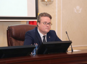 Врио мэра Воронежа потребовал ежедневного отчета об уборке дворов от снега Врио мэра Воронежа потребовал ежедневного отчета об уборке дворов от снега