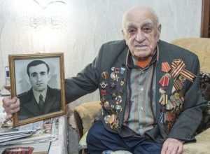 Почетным гражданином стал 100-летний защитник Воронежа Почетным гражданином стал 100-летний защитник Воронежа