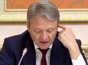 Путин высмеял Ткачева в Воронеже: «Индонезия – это мусульманская страна, там свинину не едят» Путин высмеял Ткачева в Воронеже: «Индонезия – это мусульманская страна, там свинину не едят»