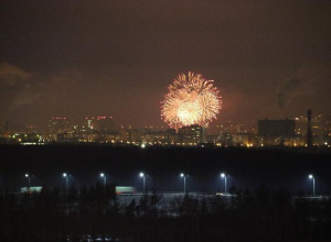 Воронежцы устроили «нытье» по поводу траты денег на салют 23 февраля Воронежцы устроили «нытье» по поводу траты денег на салют 23 февраля