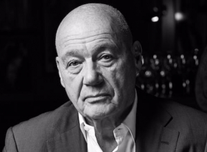 «Душераздирающее зрелище»: Владимир Познер пришел в ужас от грязи и жутких зданий в Воронеже «Душераздирающее зрелище»: Владимир Познер пришел в ужас от грязи и жутких зданий в Воронеже