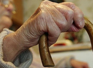 76-летняя старушка отдала мошенникам 70 тыс рублей, чтобы спасти сына в Воронеже 76-летняя старушка отдала мошенникам 70 тыс рублей, чтобы спасти сына в Воронеже
