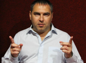 Правозащитник-либерал поглумился над Россией при помощи террористов Правозащитник-либерал поглумился над Россией при помощи террористов