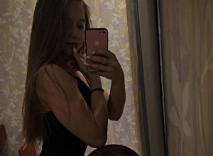 18-летняя студентка в боди из Воронежа устроила битву попы с мячом 18-летняя студентка в боди из Воронежа устроила битву попы с мячом