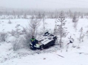 На обледеневшей дороге в Воронеже иномарка улетела в кювет На обледеневшей дороге в Воронеже иномарка улетела в кювет