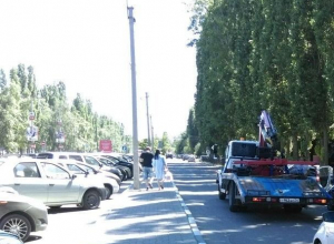 Воронежцев предупредили о массовой эвакуации автомобилей у ТЦ Воронежцев предупредили о массовой эвакуации автомобилей у ТЦ