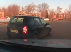 Учителя, устроившего беспредел на дороге в Воронеже, сняли на видео Учителя, устроившего беспредел на дороге в Воронеже, сняли на видео