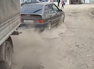 Воронежские пацаны на ВАЗе отличились в Тульской области Воронежские пацаны на ВАЗе отличились в Тульской области
