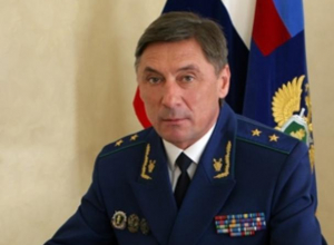 Прокурор Шишкин заработал за год на миллион меньше супруги Прокурор Шишкин заработал за год на миллион меньше супруги