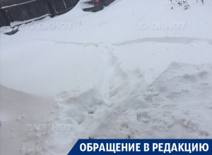 Воронежцы жалобами заставляют коммунальщиков убирать снег Воронежцы жалобами заставляют коммунальщиков убирать снег