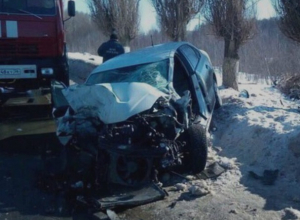 Ужасающие последствия ДТП сняли на воронежской трассе Ужасающие последствия ДТП сняли на воронежской трассе