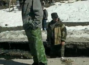 Провал воронежского асфальта за 140 млн рублей сняли на видео Провал воронежского асфальта за 140 млн рублей сняли на видео