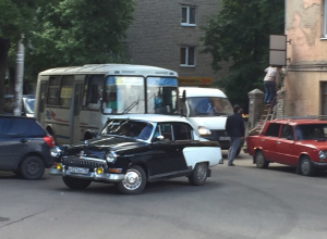 В центре Воронежа сфотографировали уникальную «Волгу» В центре Воронежа сфотографировали уникальную «Волгу»