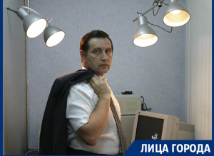 Осенью Воронеж горит и затягивает, - Михаил Фёдоров Осенью Воронеж горит и затягивает, - Михаил Фёдоров