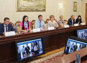 В Воронеже чиновники поговорили по Skype с итальянским мэром без Вадима Кстенина В Воронеже чиновники поговорили по Skype с итальянским мэром без Вадима Кстенина