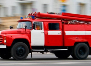 В центре Воронежа загорелись аптека и книжный магазин В центре Воронежа загорелись аптека и книжный магазин